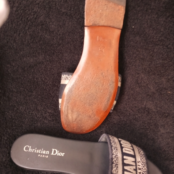 Christian Dior slides - Picture 3 of 4